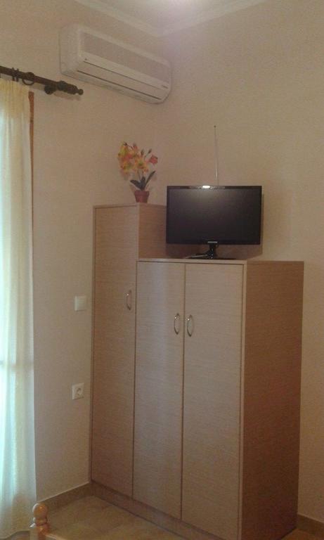 Valedina Rooms Nikiana Habitación foto